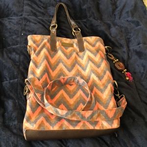 Everyday bag with strap